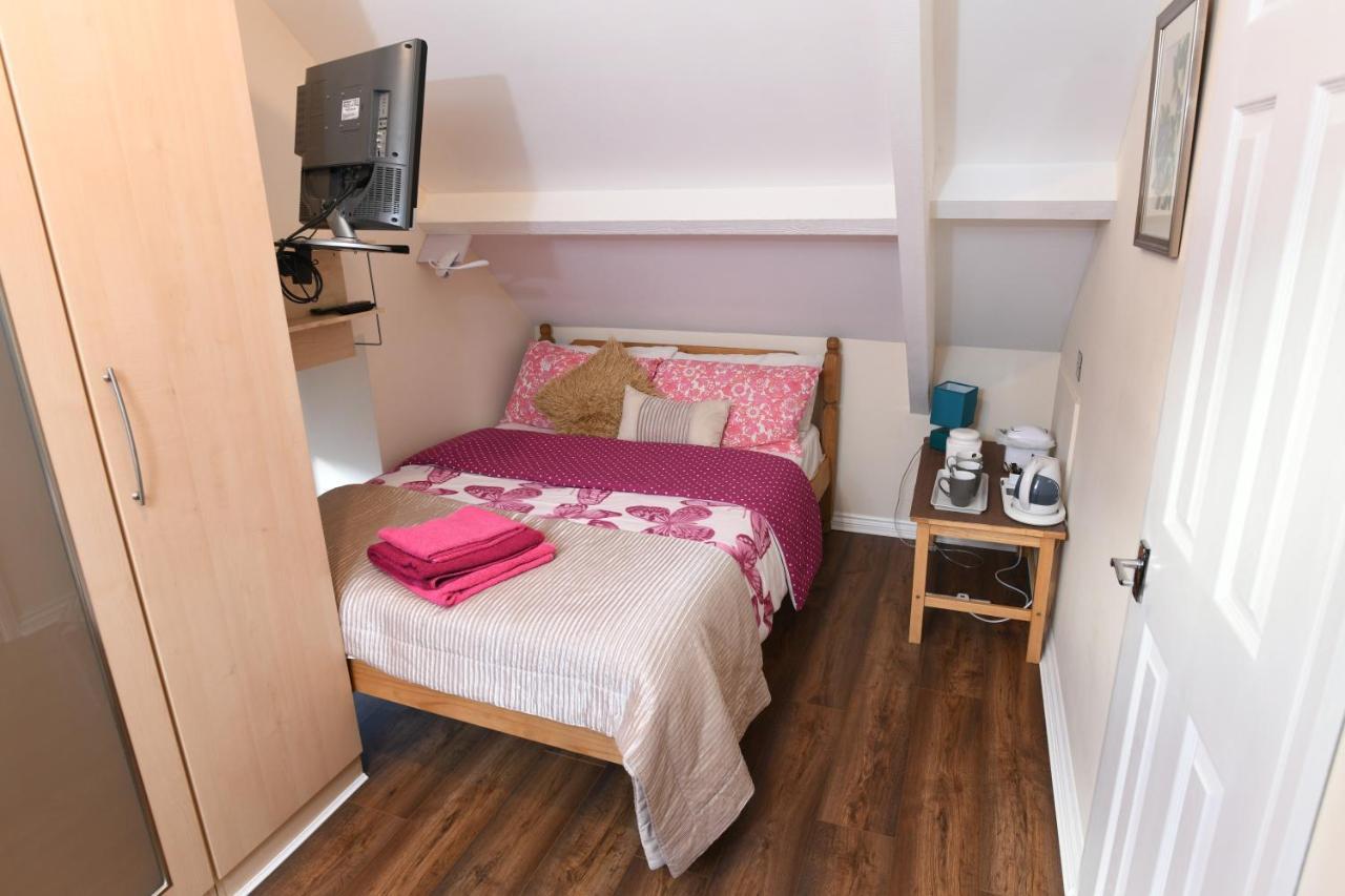 Cilbrwyn Bed and Breakfast Swansea Exteriör bild