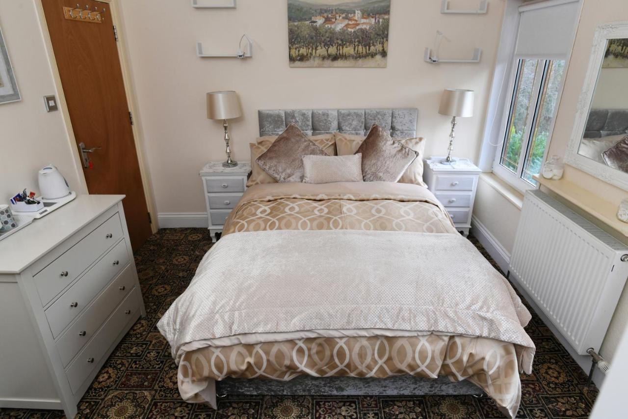 Cilbrwyn Bed and Breakfast Swansea Exteriör bild