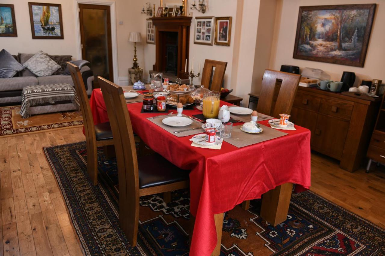 Cilbrwyn Bed and Breakfast Swansea Exteriör bild