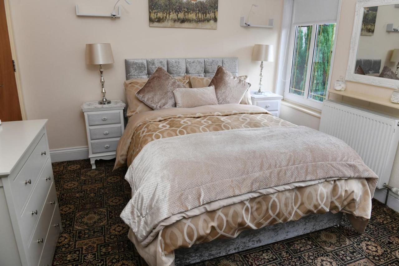 Cilbrwyn Bed and Breakfast Swansea Exteriör bild