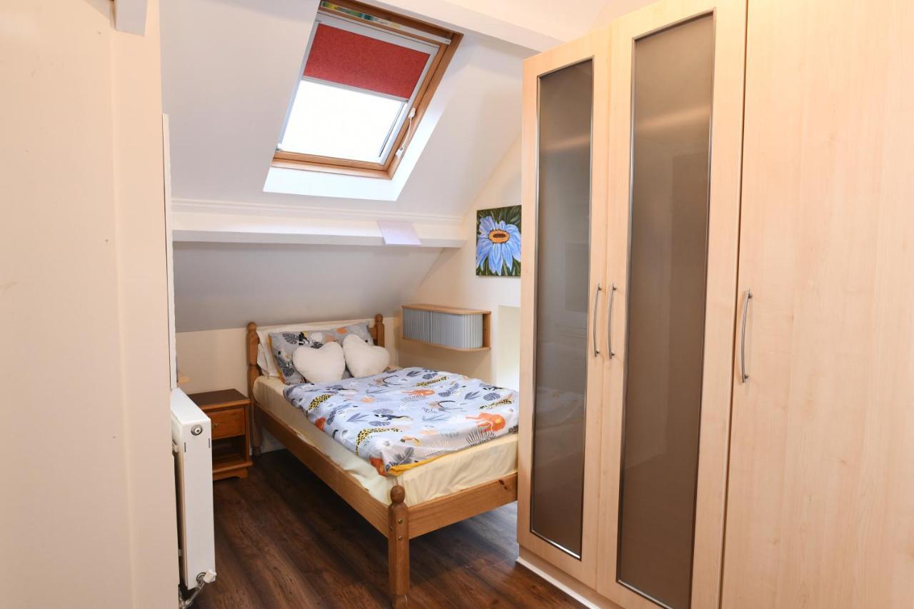 Cilbrwyn Bed and Breakfast Swansea Exteriör bild